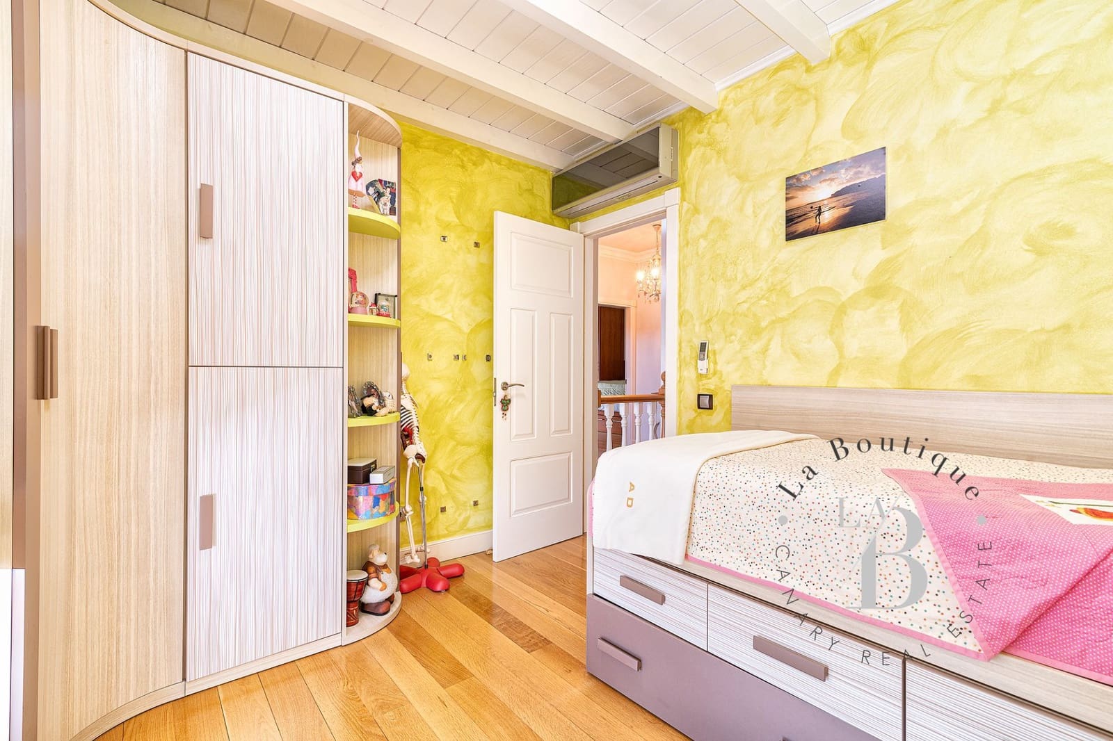 4 soveværelse Villa til salg i Teror med garage - € 550.000 (Ref: 7953752)