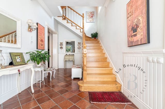 4 slaapkamer Villa te koop in Teror met garage - € 550.000 (Ref: 7953752)