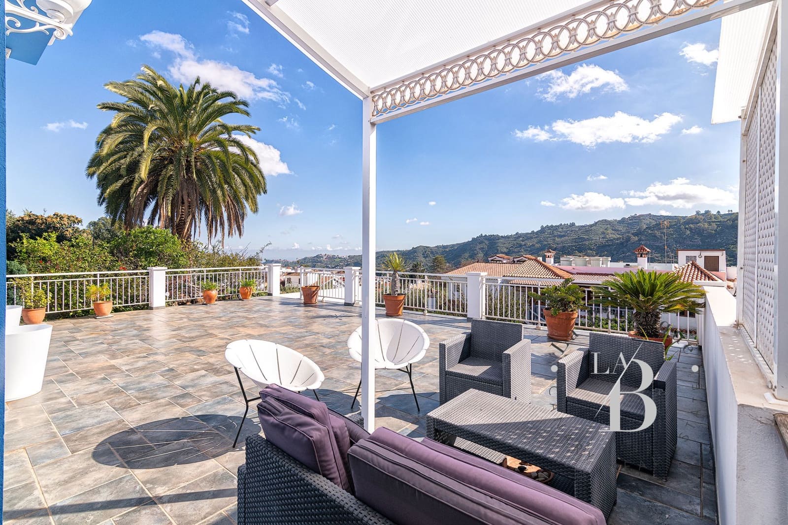 4 soveværelse Villa til salg i Teror med garage - € 550.000 (Ref: 7953752)