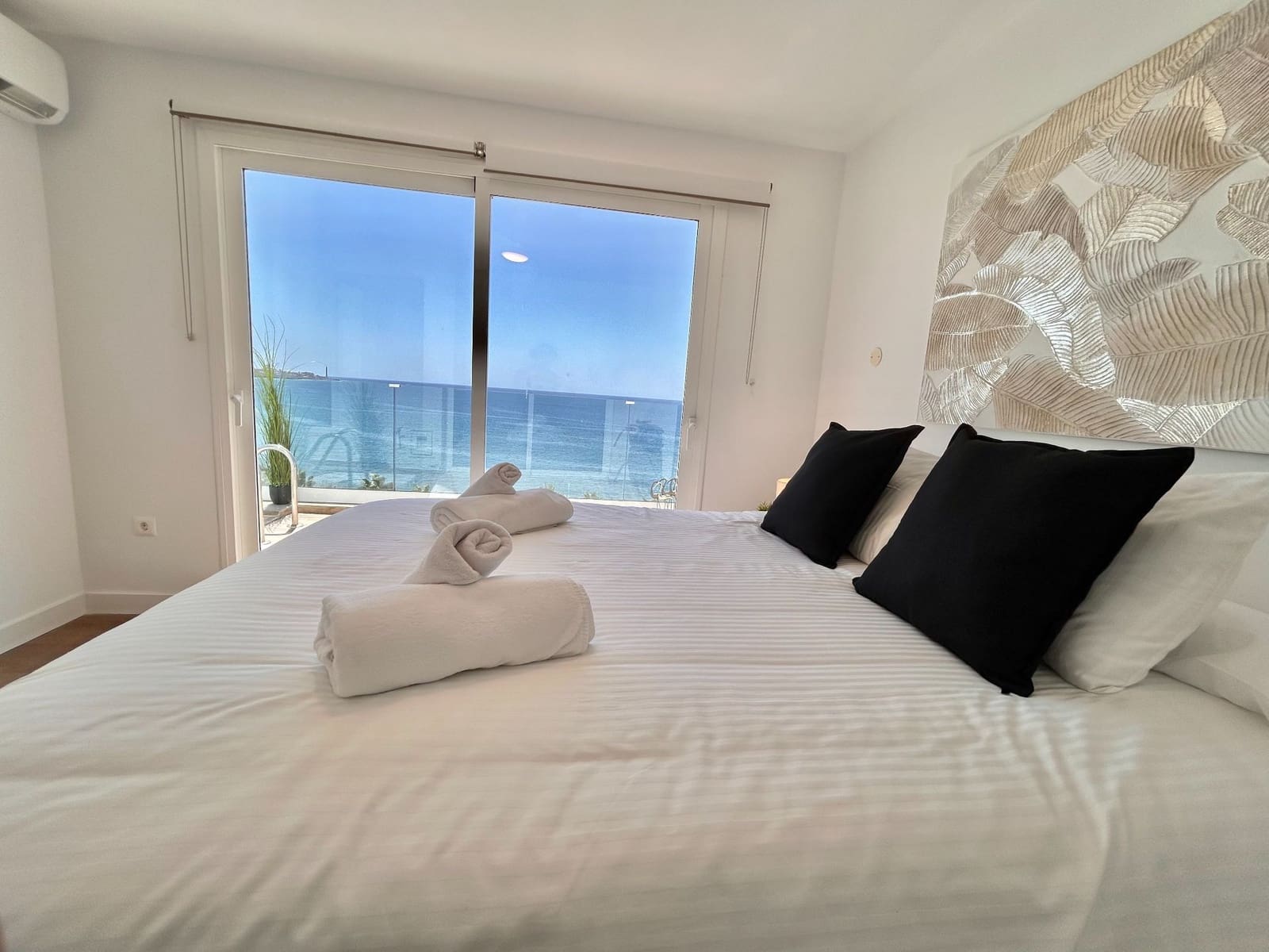 3 bedroom Villa for rent in Pasito Blanco with pool garage - € 3,500 (Ref: 8056418)