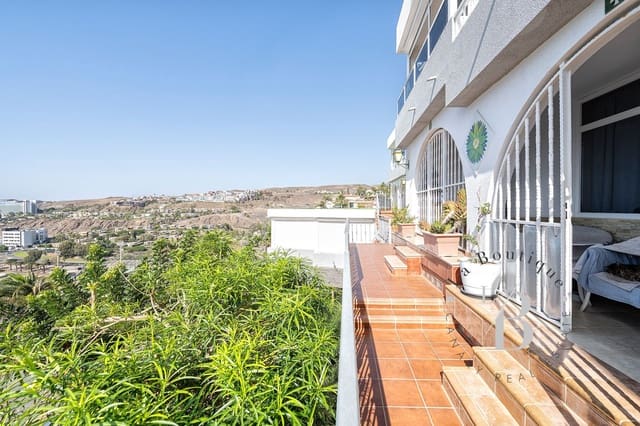 Pareado de 3 habitaciones en San Agustín, San Bartolomé de Tirajana en venta con piscina - 290.000 € (Ref: 8064542)