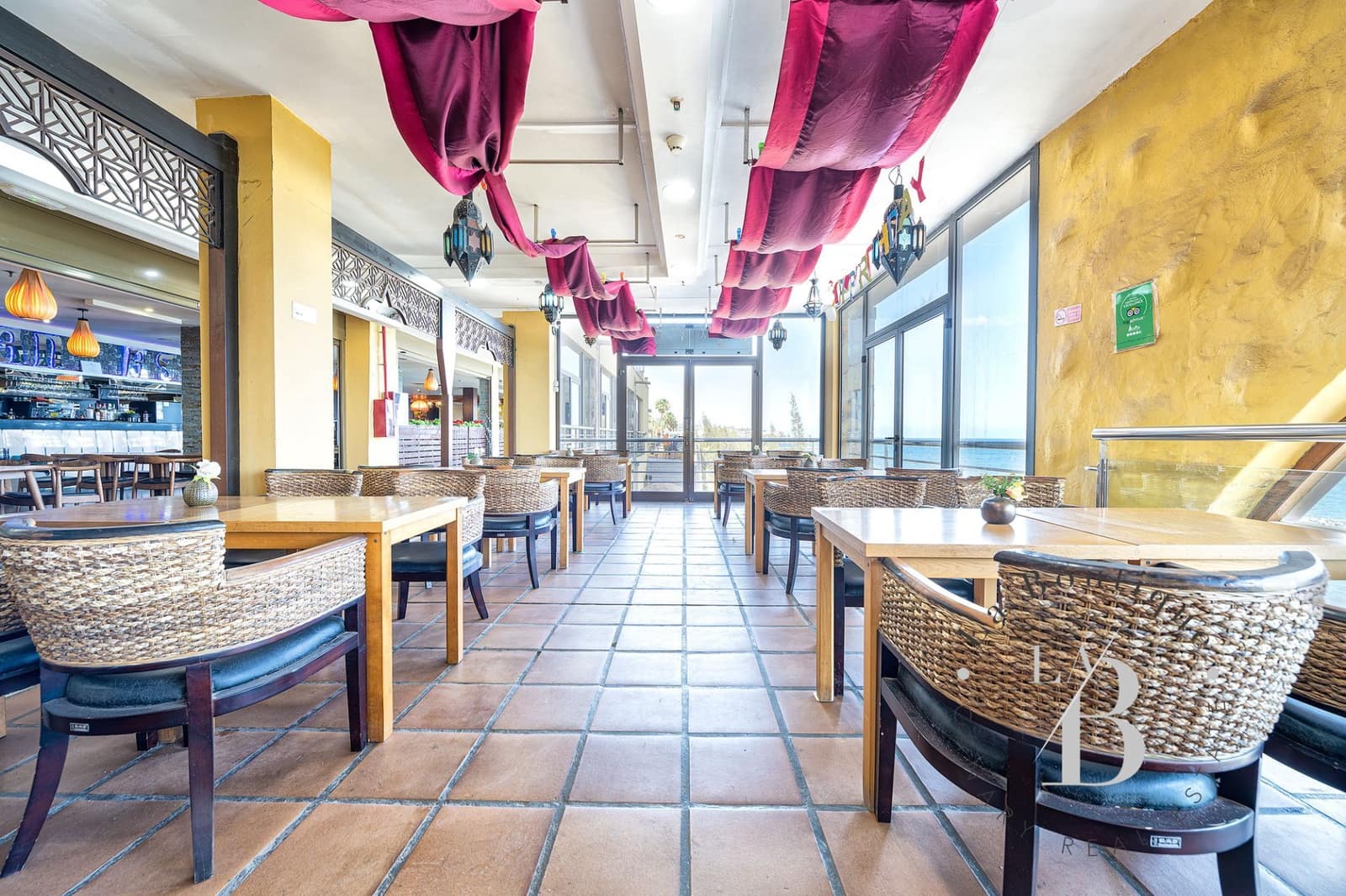 Erhverv til salg i Playa del Ingles - € 1.200.000 (Ref: 8246970)