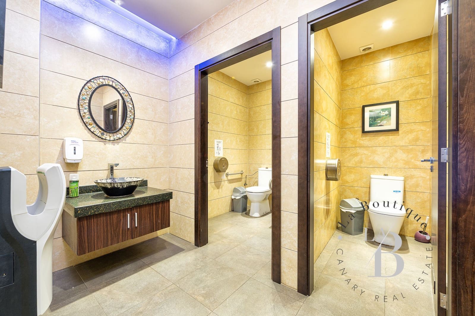 Erhverv til salg i Playa del Ingles - € 1.200.000 (Ref: 8246970)