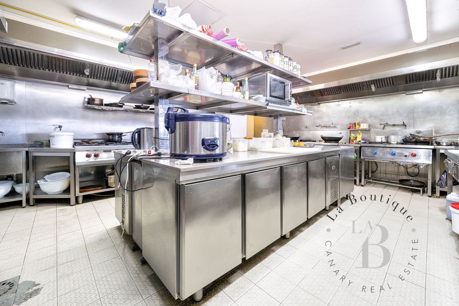 Erhverv til salg i Playa del Ingles - € 1.200.000 (Ref: 8246970)