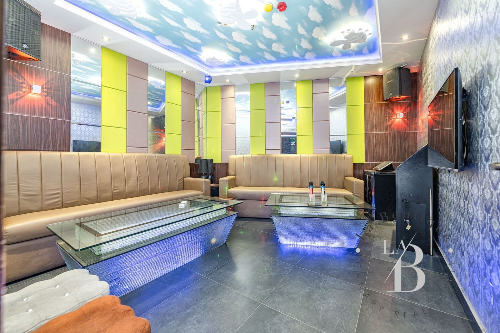 Erhverv til salg i Playa del Ingles - € 1.200.000 (Ref: 8246970)