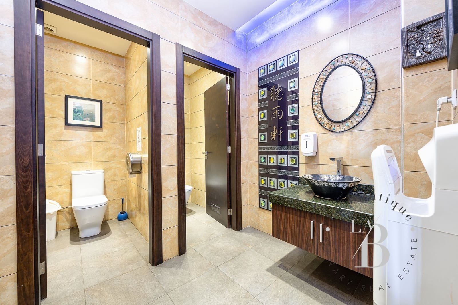 Erhverv til salg i Playa del Ingles - € 1.200.000 (Ref: 8246970)