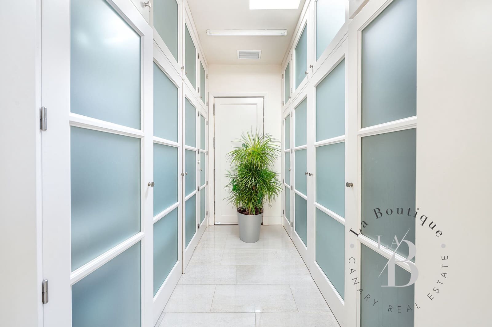 6 bedroom Villa for sale in San Agustin - € 1,750,000 (Ref: 8253493)