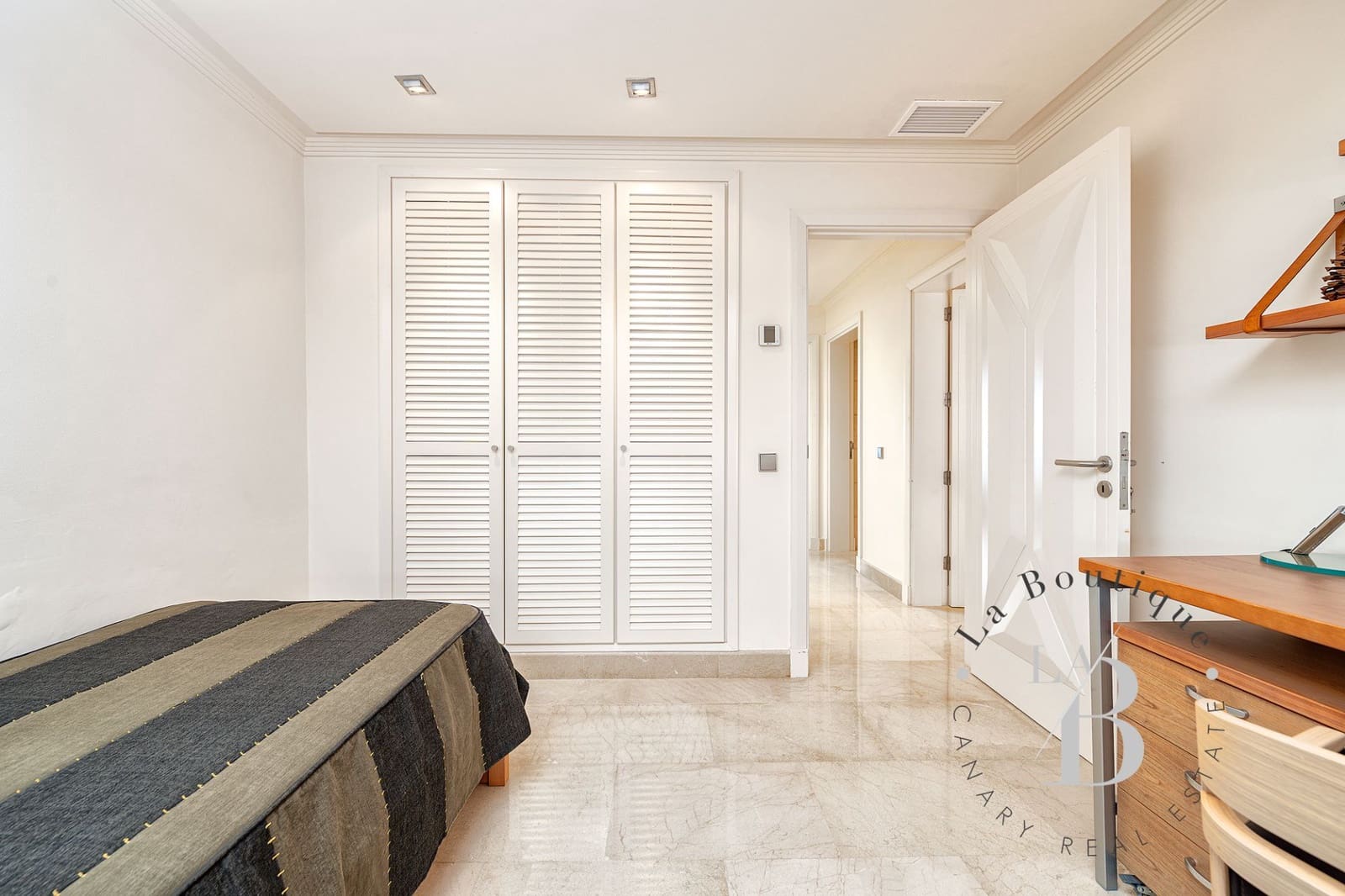 6 bedroom Villa for sale in San Agustin - € 1,750,000 (Ref: 8253493)