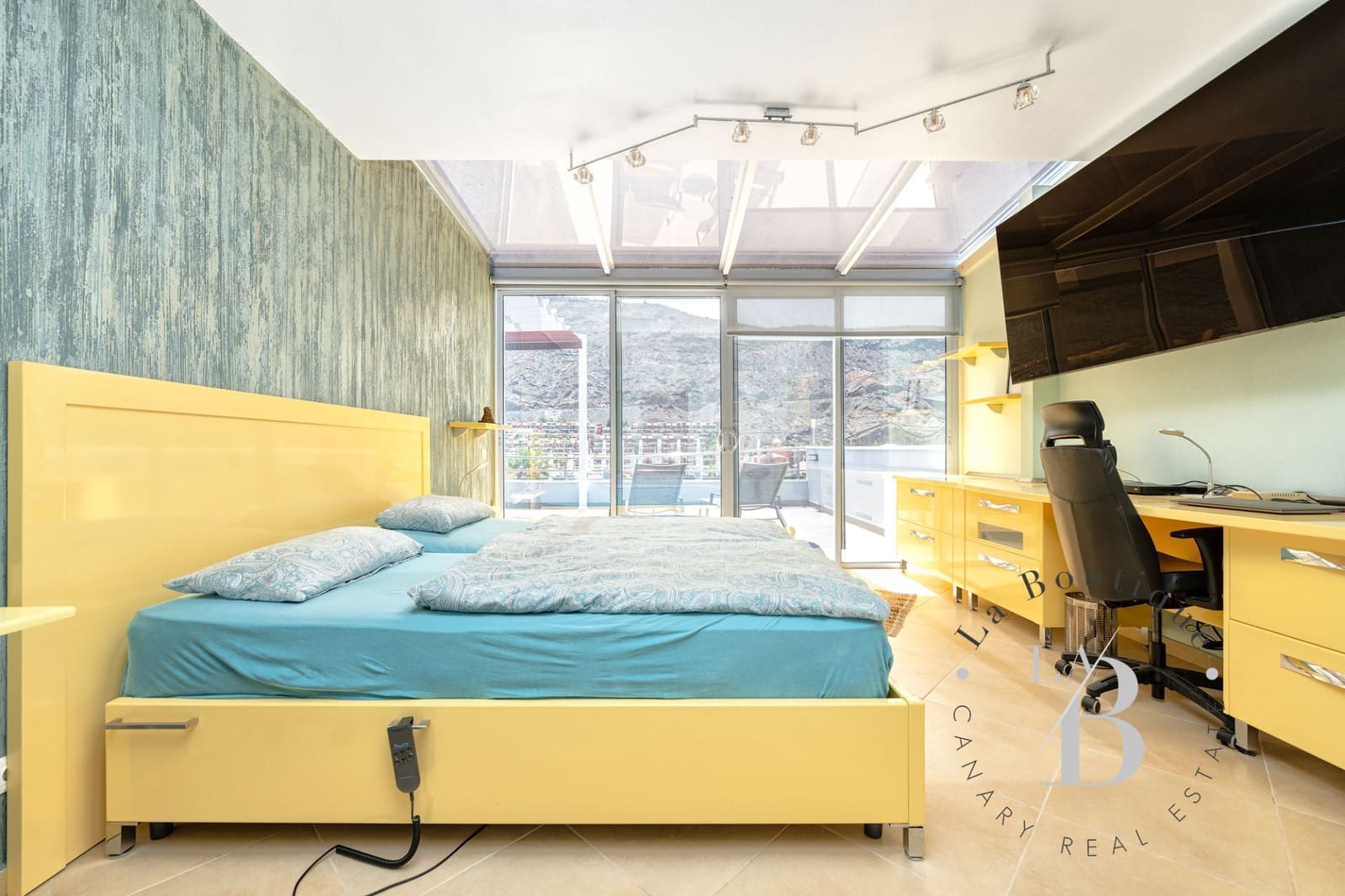 4 soveværelse Villa til salg i Playa de Mogan med garage - € 950.000 (Ref: 8287187)