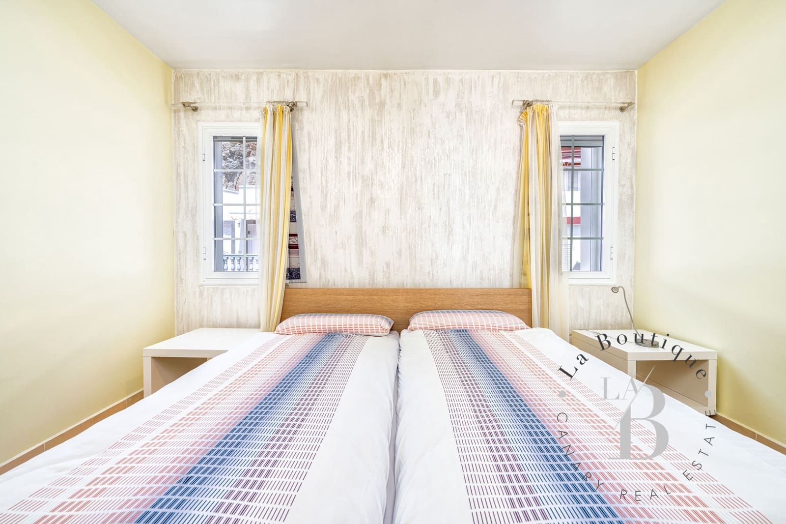 4 soveværelse Villa til salg i Playa de Mogan med garage - € 950.000 (Ref: 8287187)