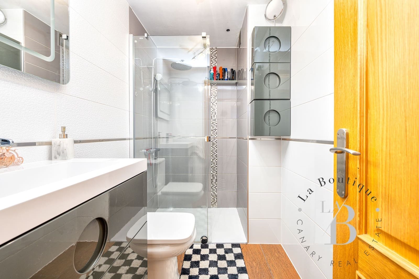 4 soveværelse Byhus til salg i Mogan med garage - € 416.000 (Ref: 8412094)