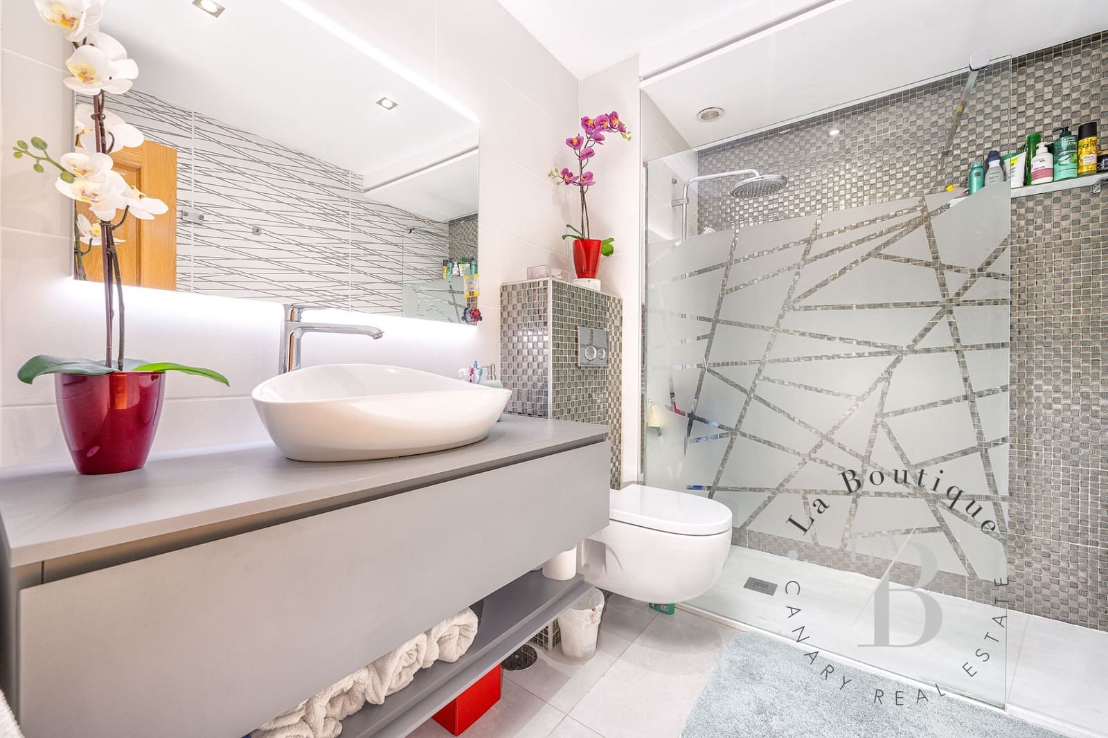 4 soveværelse Byhus til salg i Mogan med garage - € 416.000 (Ref: 8412094)