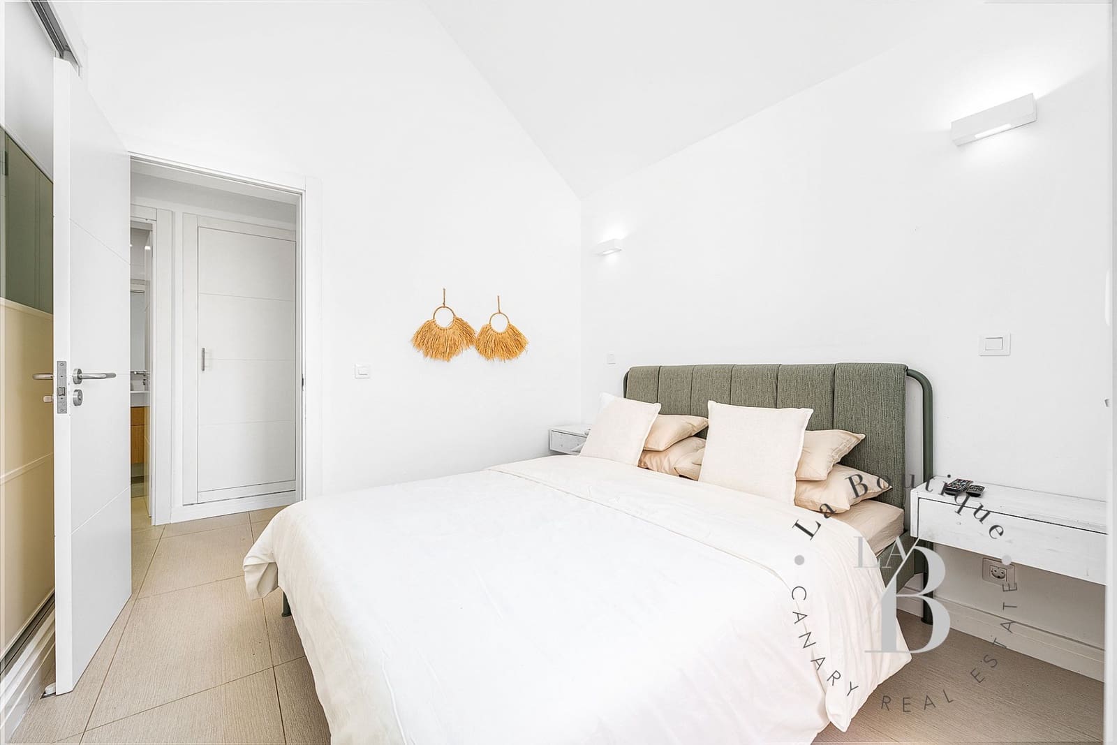 2 bedroom Bungalow for holiday rental in Campo Internacional with pool garage - € 1,000 (Ref: 8415052)