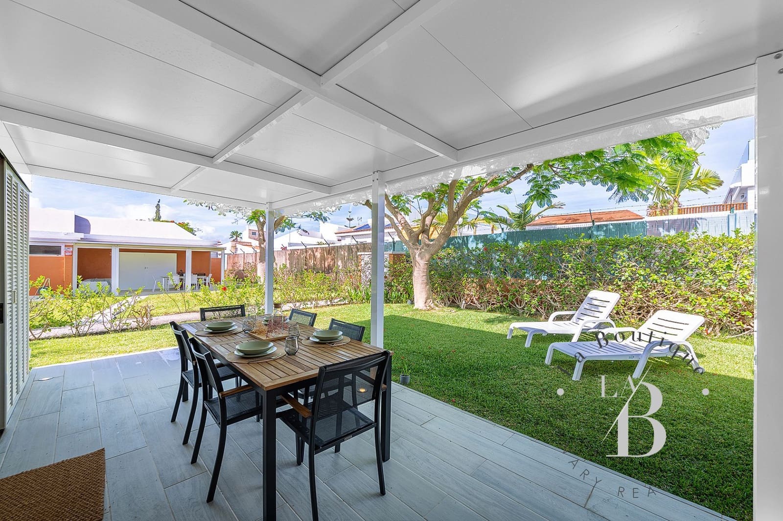 2 bedroom Bungalow for holiday rental in Campo Internacional with pool garage - € 1,000 (Ref: 8415052)