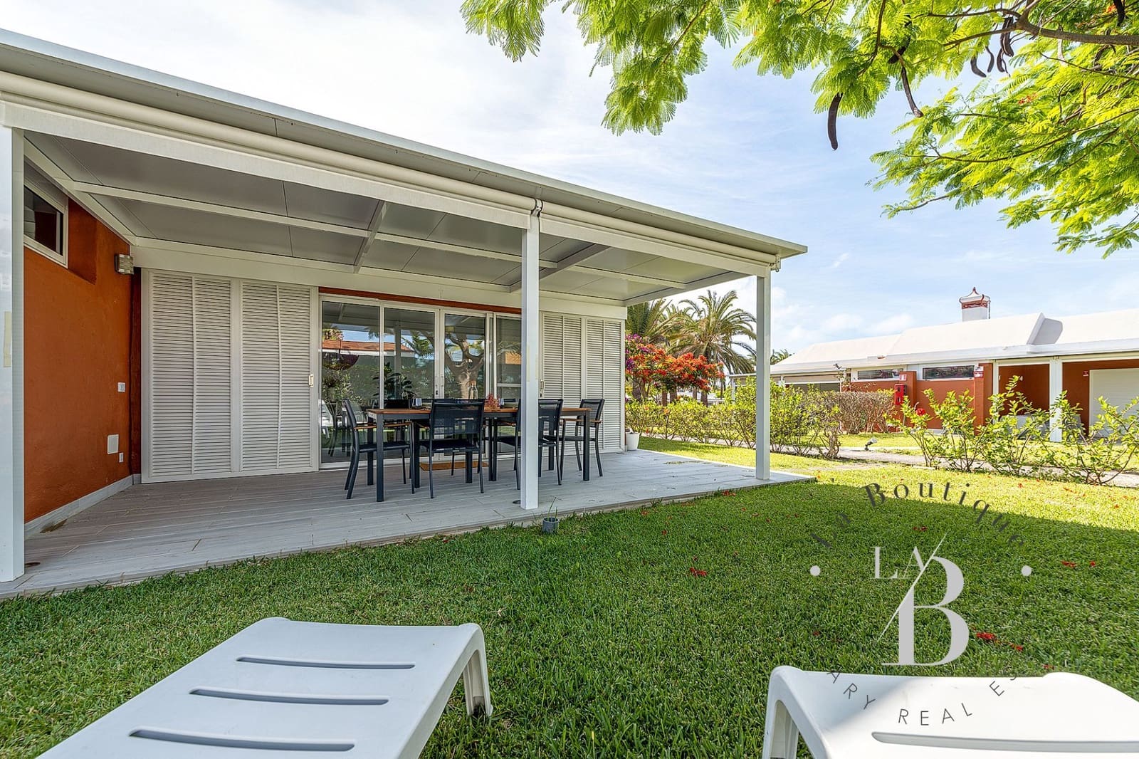 2 bedroom Bungalow for holiday rental in Campo Internacional with pool garage - € 1,000 (Ref: 8415052)