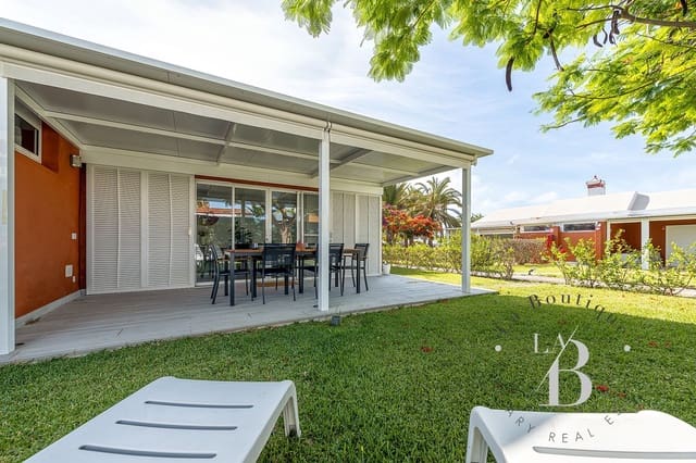 2 bedroom Bungalow for holiday rental in Campo Internacional, San Bartolomé de Tirajana with pool garage - € 1,000 (Ref: 8415052)