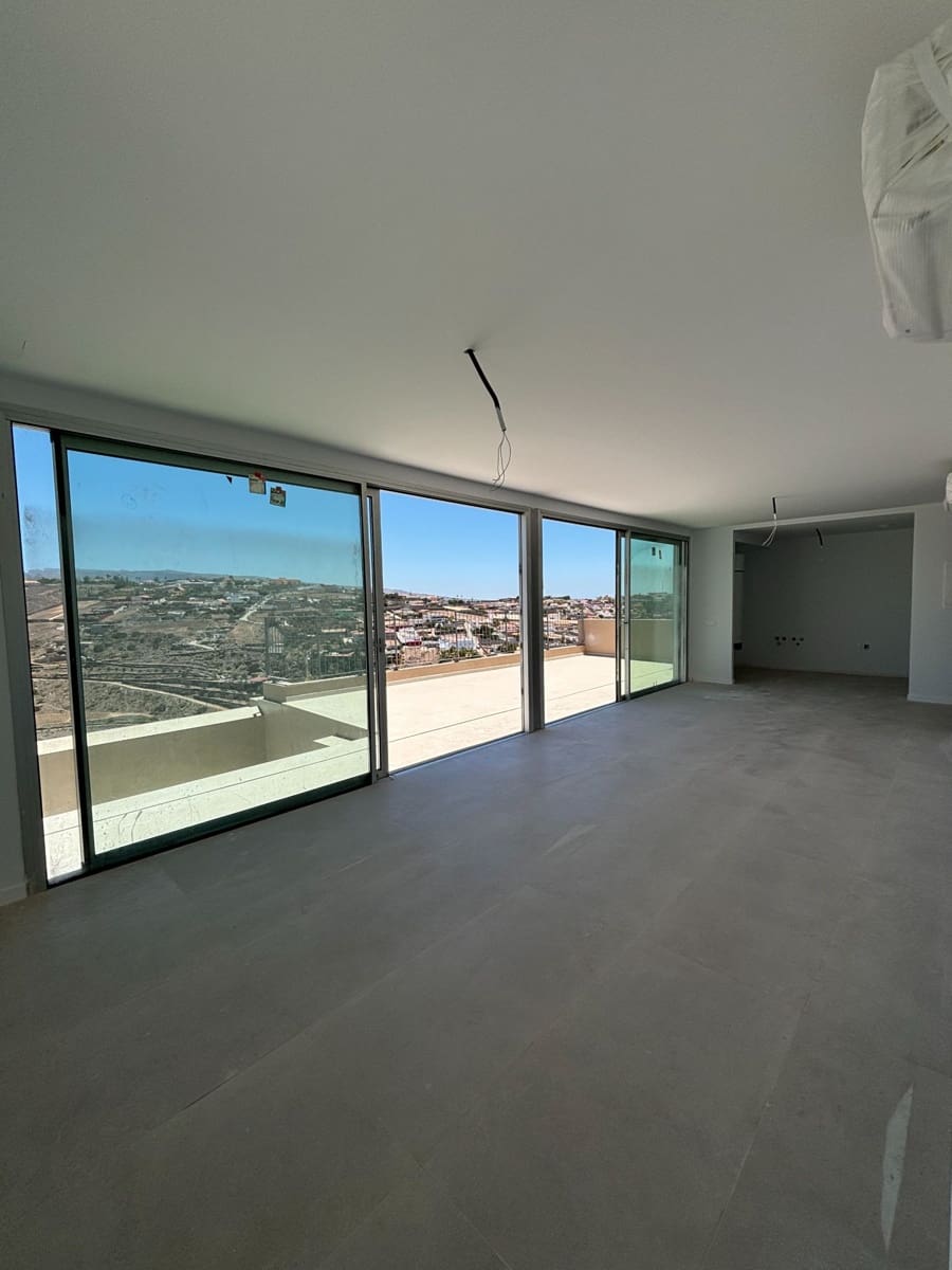 3 soveværelse Villa til salg i Salobre Golf med swimmingpool garage - € 745.000 (Ref: 8422937)