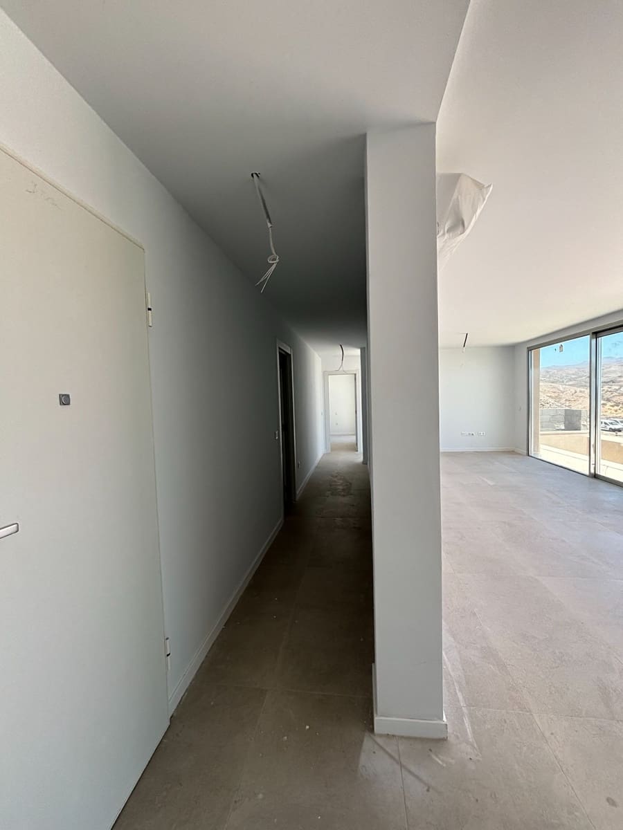 3 soveværelse Villa til salg i Salobre Golf med swimmingpool garage - € 745.000 (Ref: 8422937)