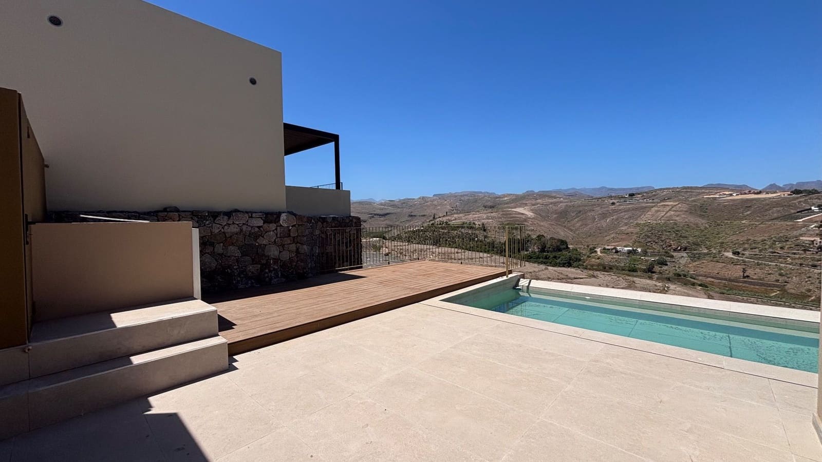 3 soveværelse Villa til salg i Salobre Golf med swimmingpool garage - € 745.000 (Ref: 8422937)
