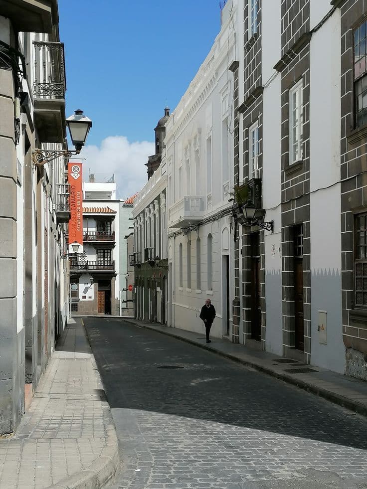 8 soveværelse Villa til salg i Las Palmas de Gran Canaria - € 550.000 (Ref: 8463431)