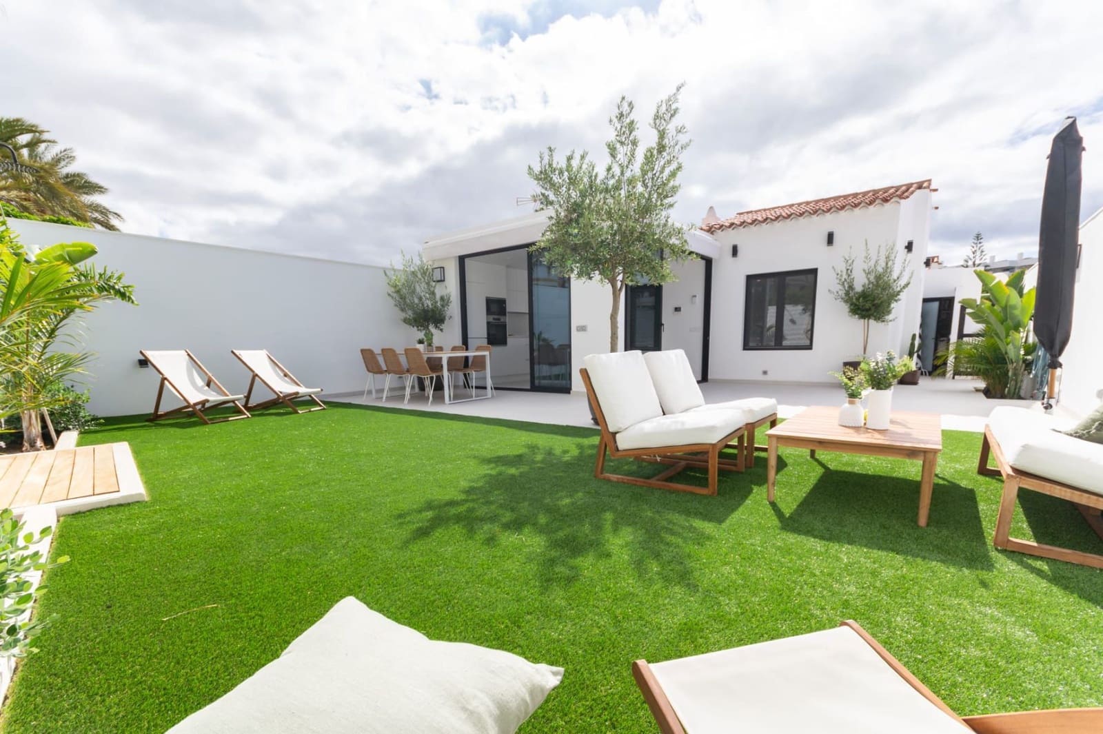 3 bedroom Villa for rent in Campo Internacional with pool - € 3,500 (Ref: 8488683)