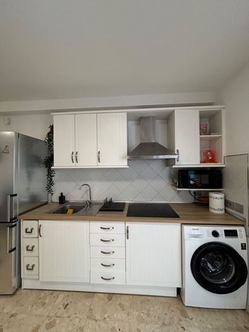 2 soveværelse Lejlighed til leje i Sonneland, San Bartolomé de Tirajana med swimmingpool garage - € 1.500 (Ref: 8567790)