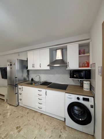 2 soveværelse Lejlighed til leje i Sonneland, San Bartolomé de Tirajana med swimmingpool garage - € 1.500 (Ref: 8567790)