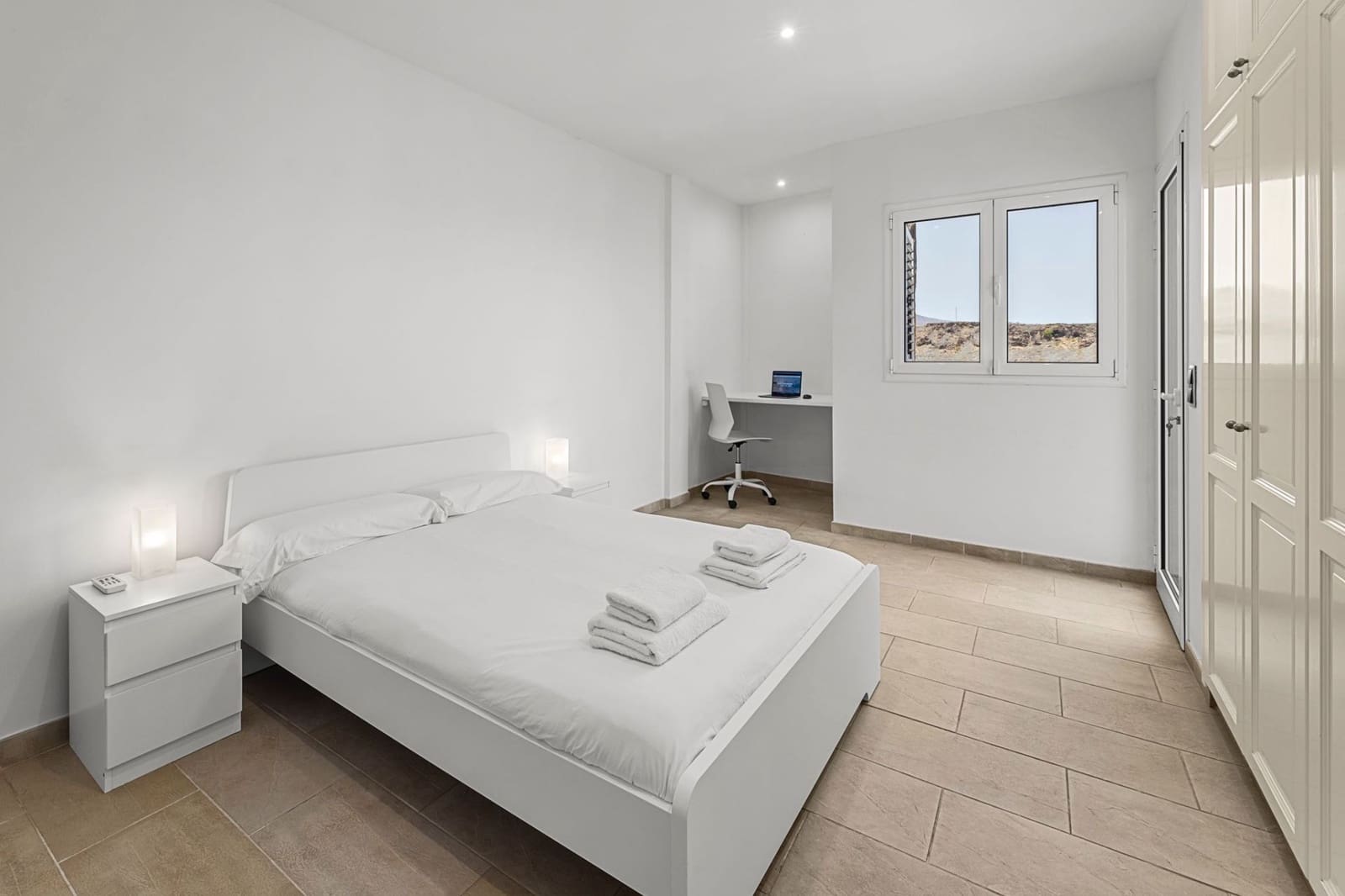 3 bedroom Villa for rent in San Agustin with garage - € 3,000 (Ref: 8723641)