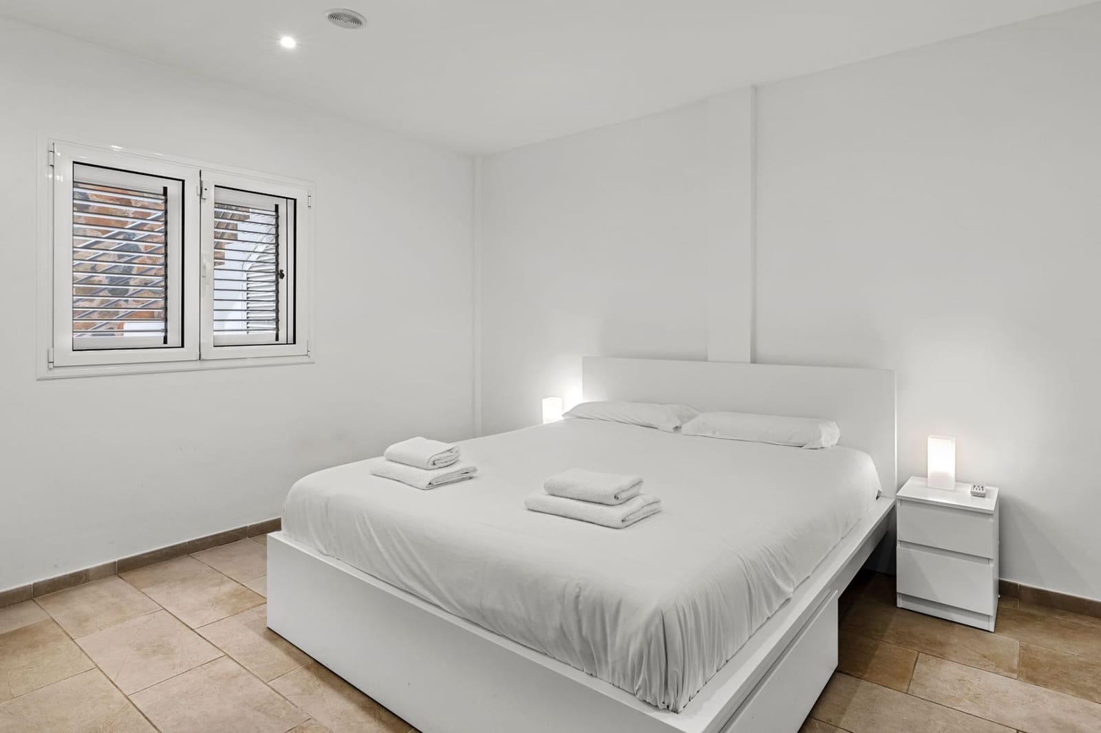 3 bedroom Villa for rent in San Agustin with garage - € 3,000 (Ref: 8723641)