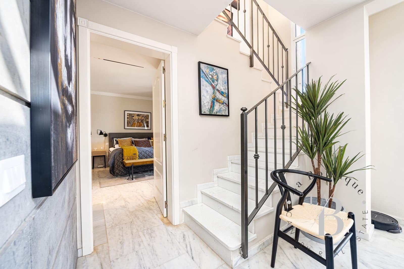 5 soverom Villa til salgs i Monte Leon med svømmebasseng garasje - € 1 035 000 (Ref: 8800778)