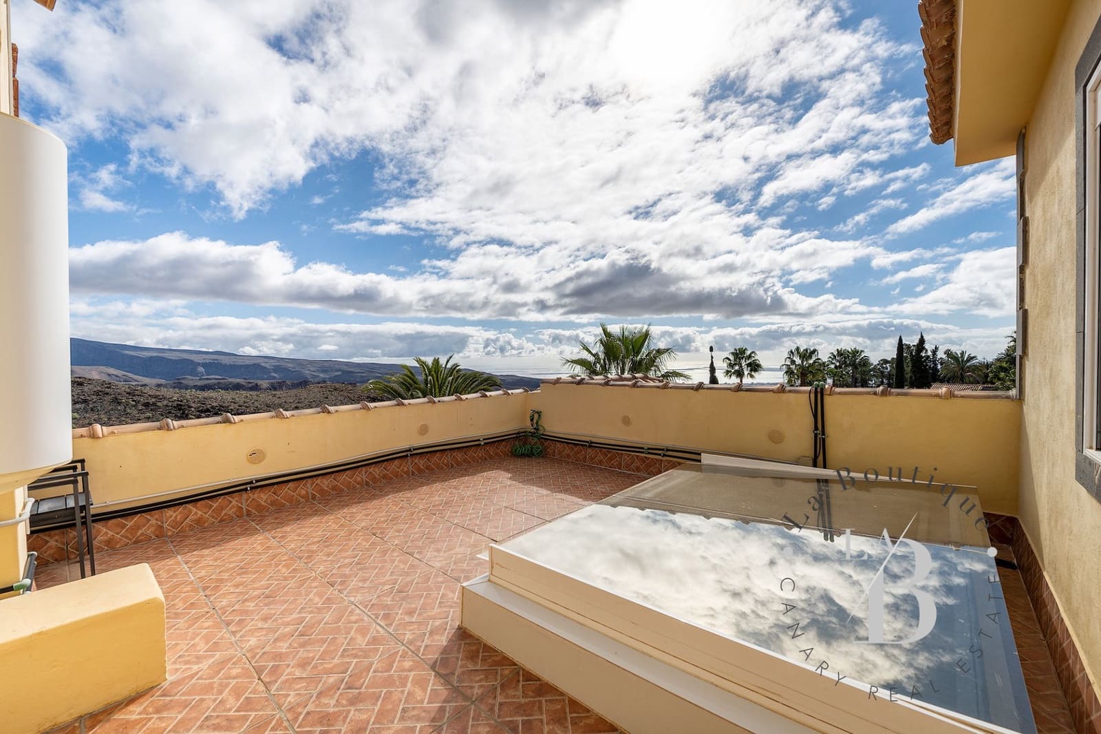 5 soverom Villa til salgs i Monte Leon med svømmebasseng garasje - € 1 035 000 (Ref: 8800778)