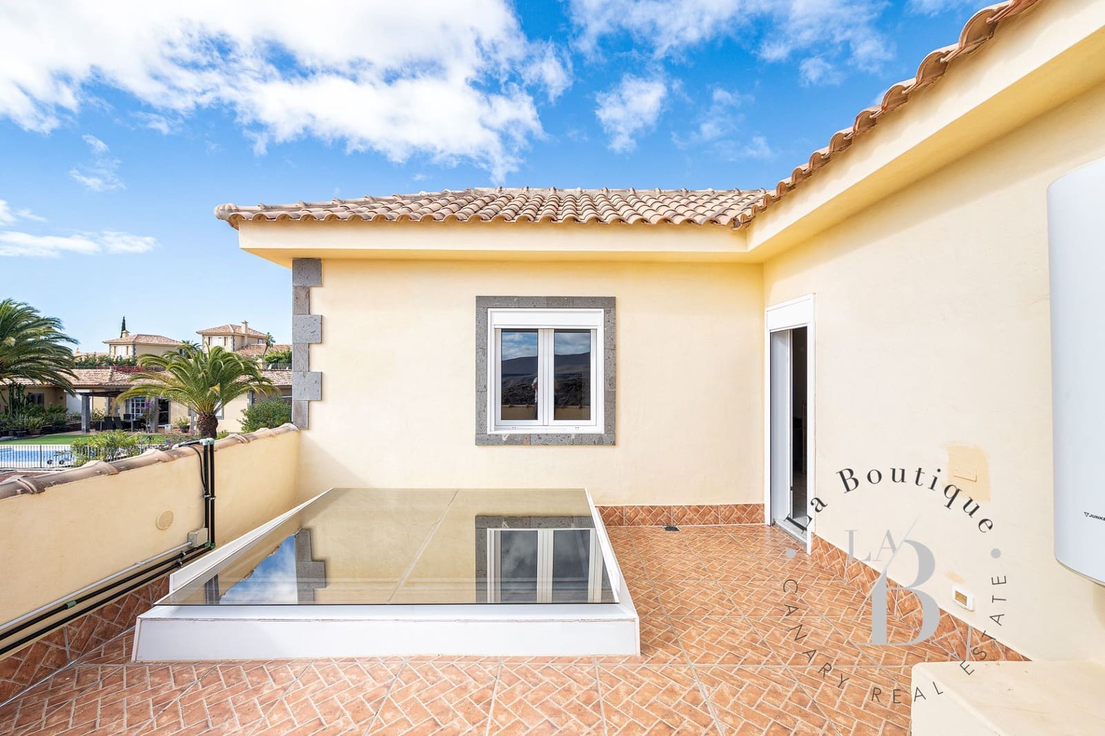 5 soverom Villa til salgs i Monte Leon med svømmebasseng garasje - € 1 035 000 (Ref: 8800778)