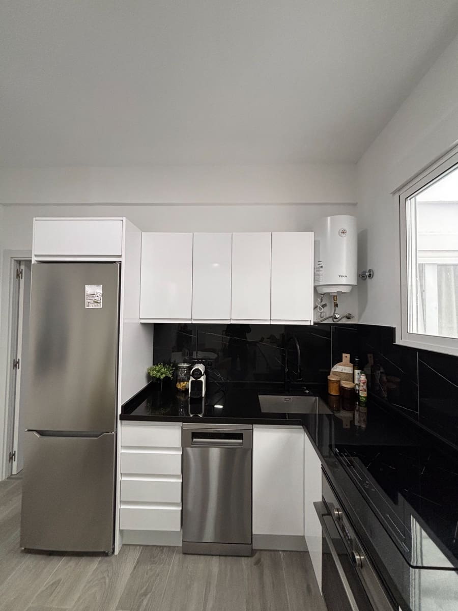2 bedroom Flat for rent in Las Palmas de Gran Canaria - € 980 (Ref: 8892703)