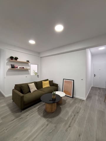 2 soverom Leilighet til leie i Vegueta, Las Palmas de Gran Canaria - € 980 (Ref: 8892703)