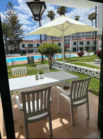 2 quarto Bungalow para arrendar em Playa del Inglés, San Bartolomé de Tirajana com piscina - 1 600 € (Ref: 8998391)