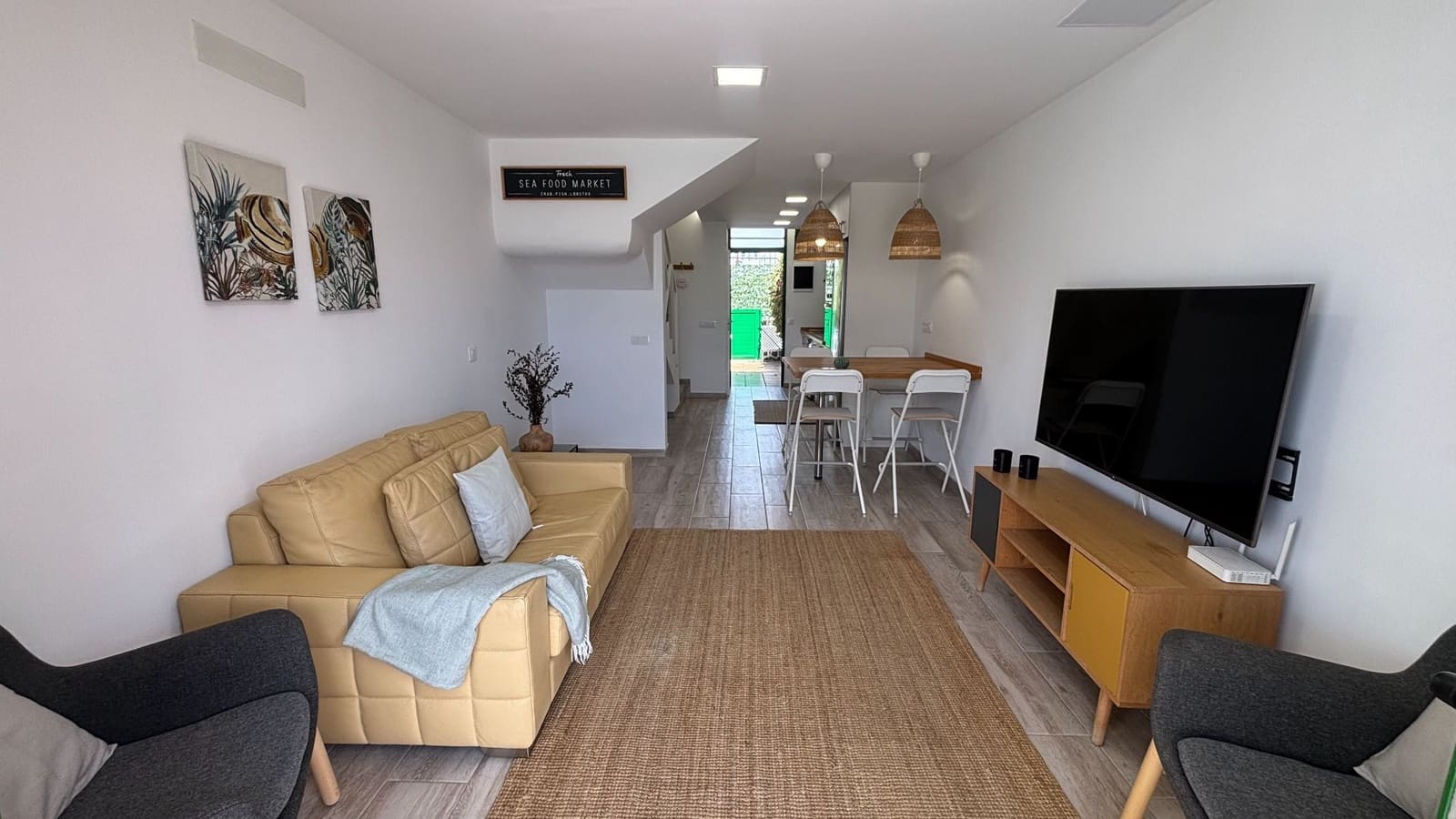 2 quarto Bungalow para arrendar em Playa del Ingles com piscina - 1 600 € (Ref: 8998391)