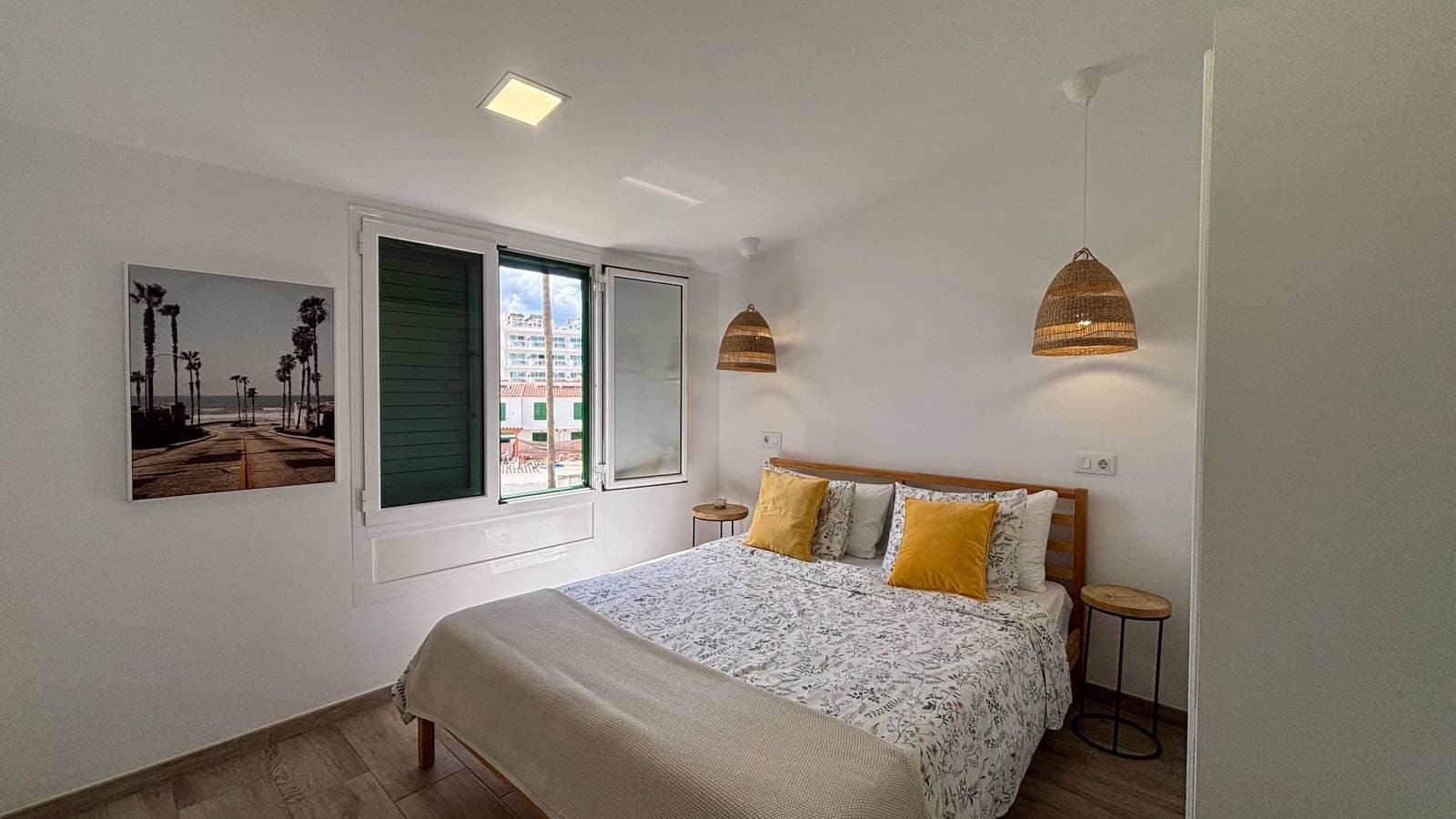 2 quarto Bungalow para arrendar em Playa del Ingles com piscina - 1 600 € (Ref: 8998391)