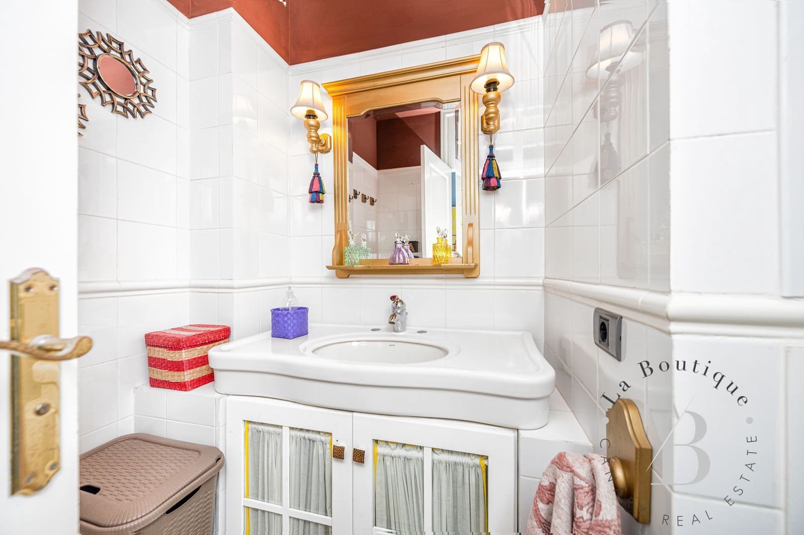 6 soveværelse Byhus til salg i Las Palmas de Gran Canaria med garage - € 2.100.000 (Ref: 9050702)