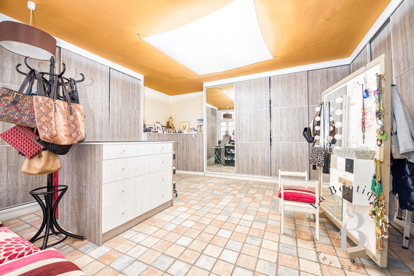 6 soveværelse Byhus til salg i Las Palmas de Gran Canaria med garage - € 2.100.000 (Ref: 9050702)