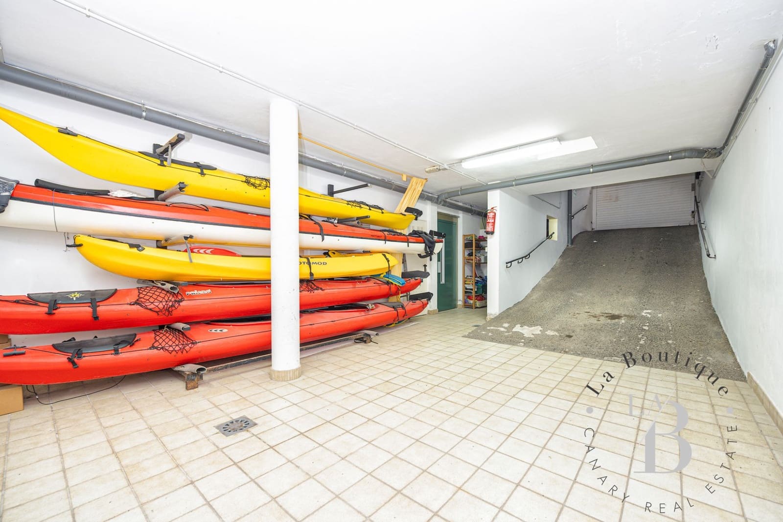 6 soveværelse Byhus til salg i Las Palmas de Gran Canaria med garage - € 2.100.000 (Ref: 9050702)