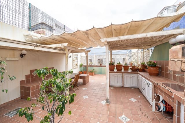 6 soveværelse Byhus til salg i Guanarteme, Las Palmas de Gran Canaria med garage - € 2.100.000 (Ref: 9050702)