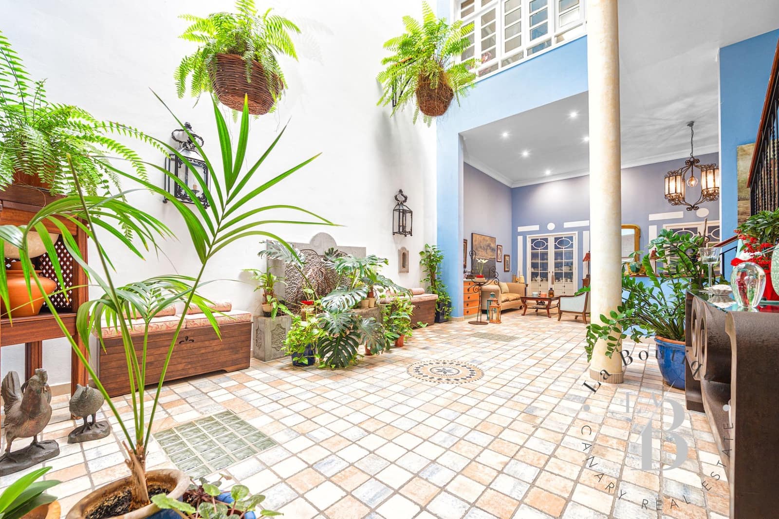 6 soveværelse Byhus til salg i Las Palmas de Gran Canaria med garage - € 2.100.000 (Ref: 9050702)