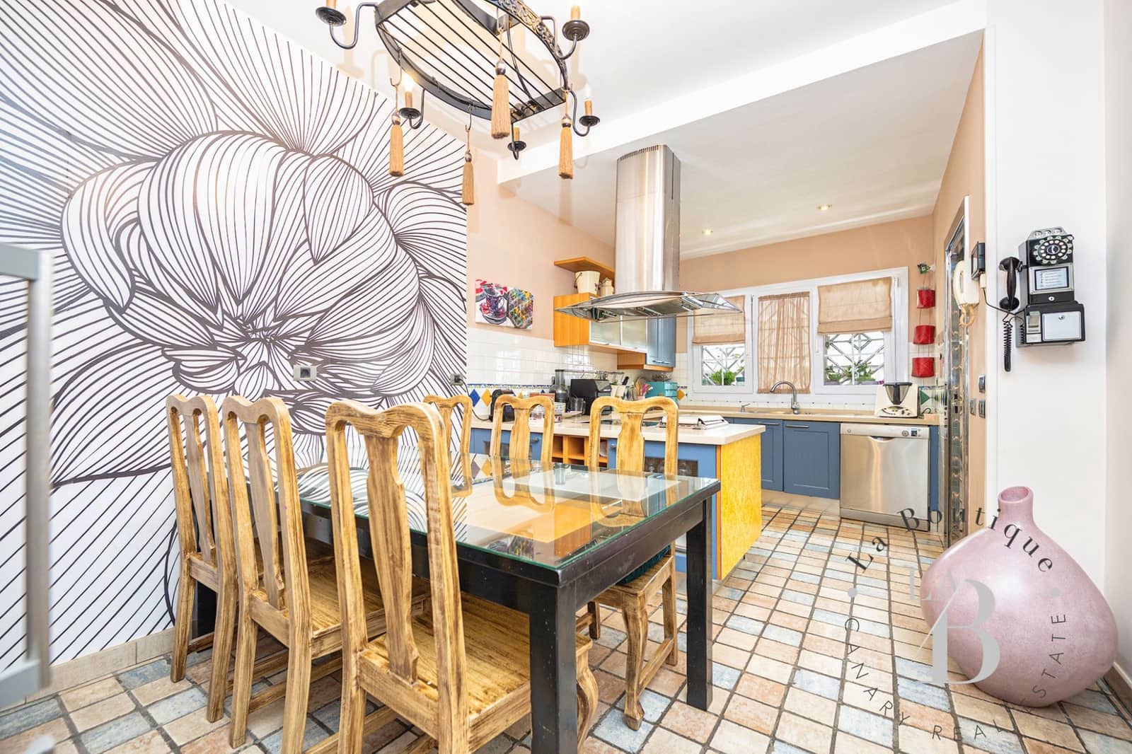 6 soveværelse Byhus til salg i Las Palmas de Gran Canaria med garage - € 2.100.000 (Ref: 9050702)