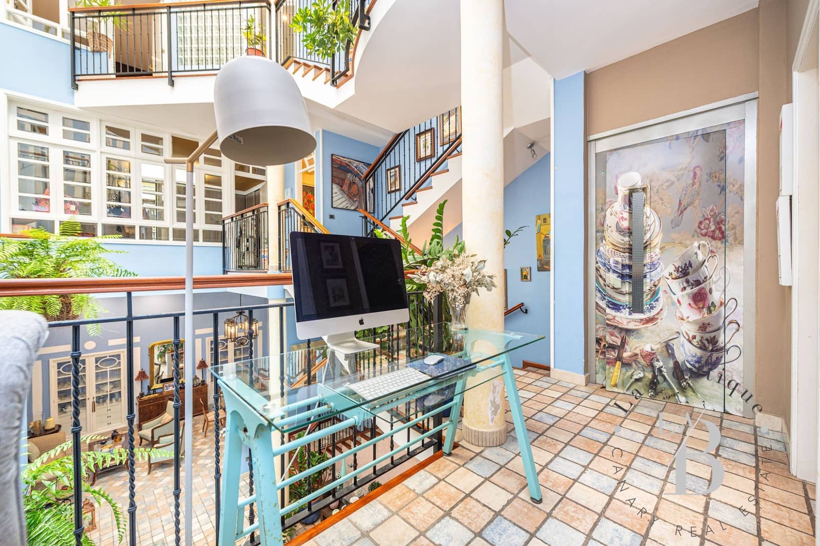 6 soveværelse Byhus til salg i Las Palmas de Gran Canaria med garage - € 2.100.000 (Ref: 9050702)