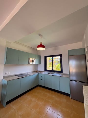 2 soveværelse Byhus til leje i Meloneras, San Bartolomé de Tirajana med swimmingpool - € 2.000 (Ref: 9057297)