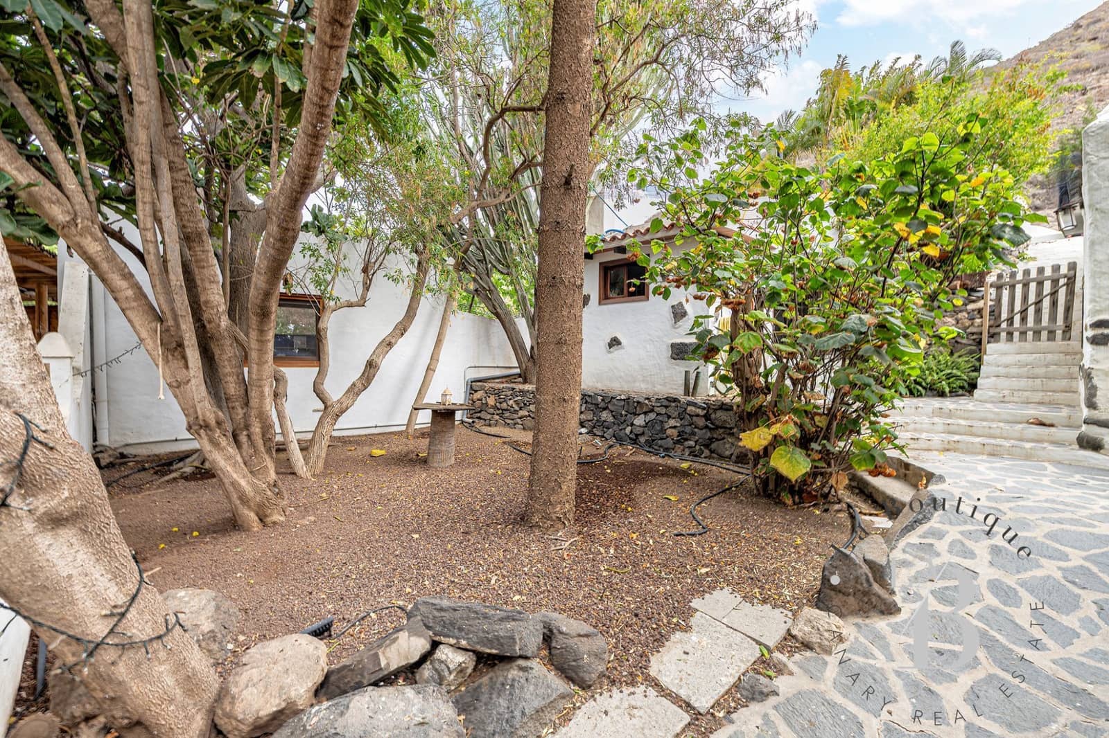 4 soveværelse Villa til salg i Telde med swimmingpool garage - € 980.000 (Ref: 9118537)