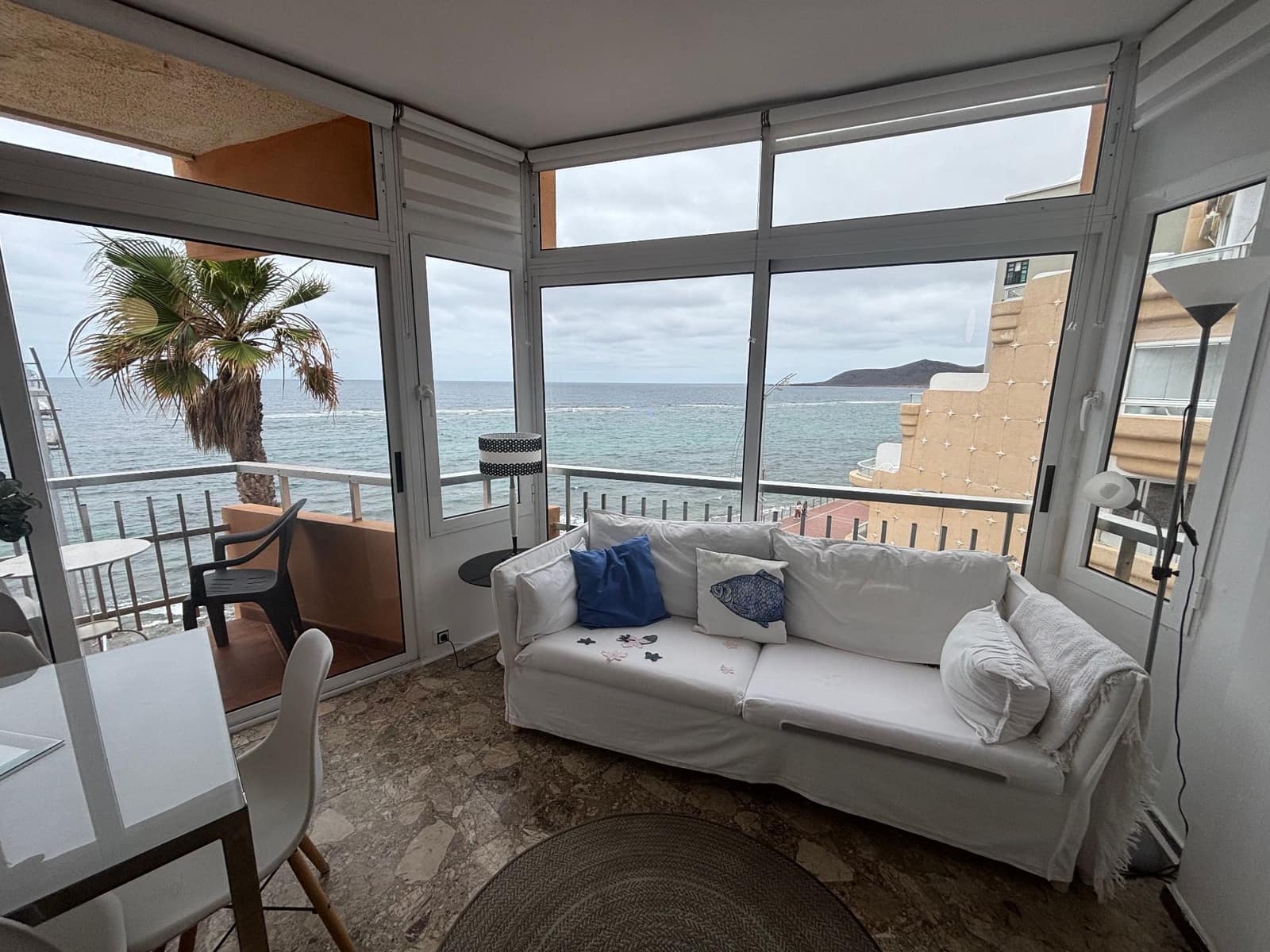 2 soveværelse Lejlighed til leje i Las Palmas de Gran Canaria - € 1.800 (Ref: 9126519)