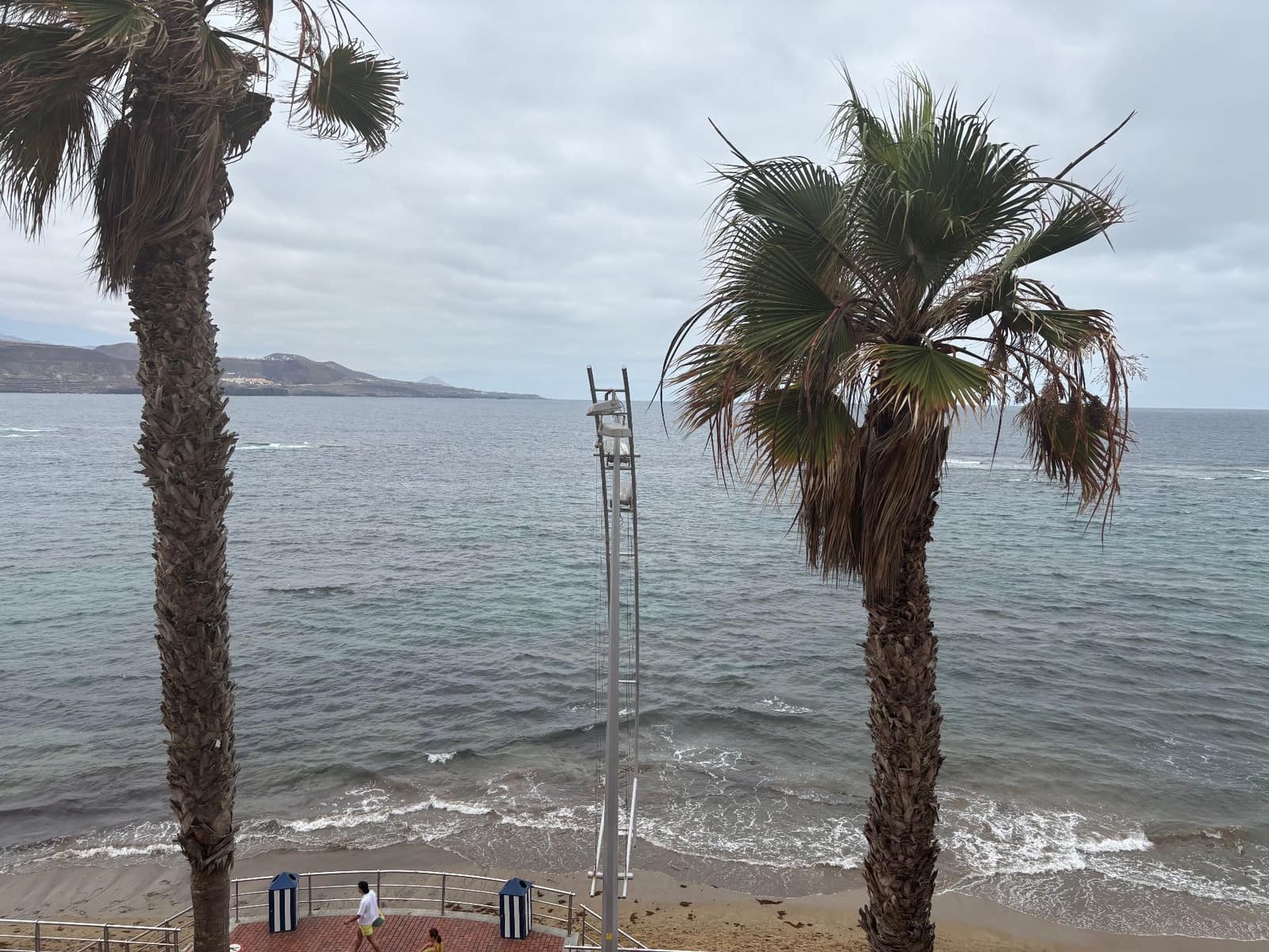 2 soveværelse Lejlighed til leje i Las Palmas de Gran Canaria - € 1.800 (Ref: 9126519)