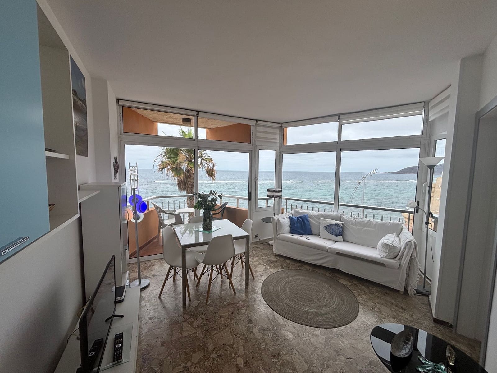 2 soveværelse Lejlighed til leje i Las Palmas de Gran Canaria - € 1.800 (Ref: 9126519)