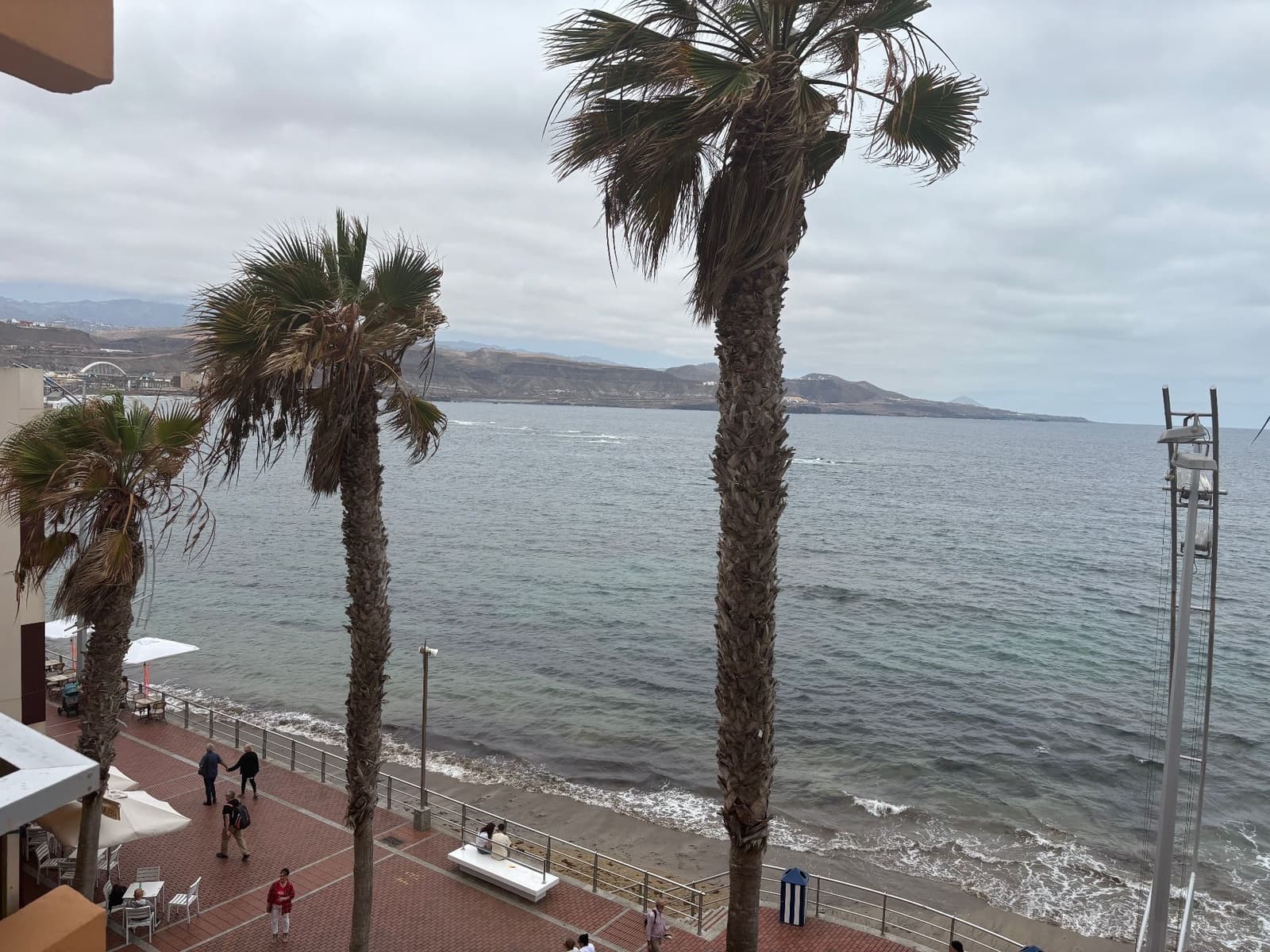 2 soveværelse Lejlighed til leje i Las Palmas de Gran Canaria - € 1.800 (Ref: 9126519)